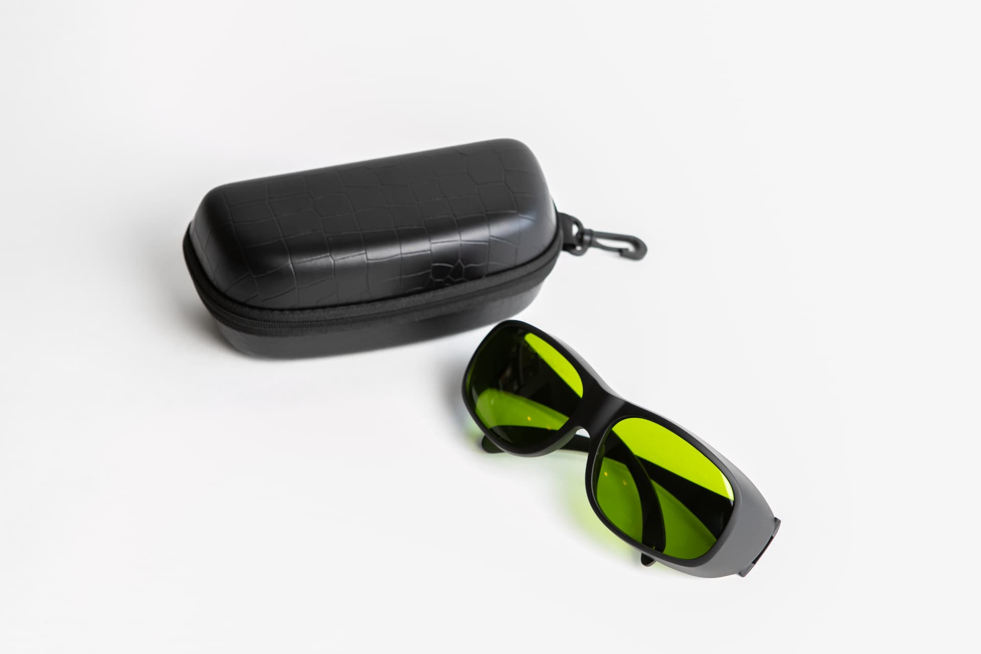 Laser Safety Goggles (740nm-1100nm & 800nm-1070nm)